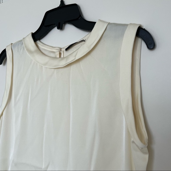 Ellie Tahari Sleeveless Top - Picture 9 of 10